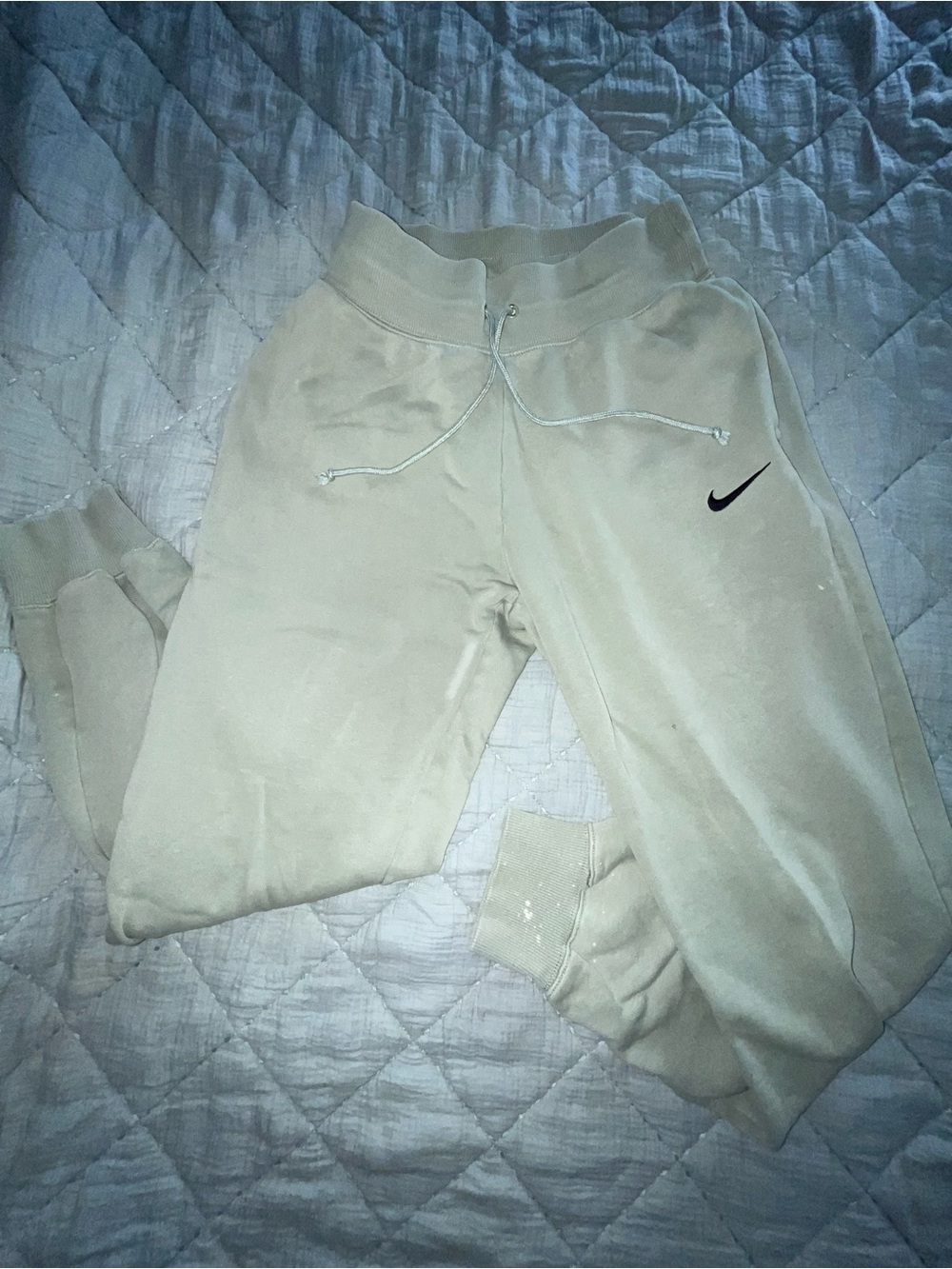 Nike Cream/Green Sweat Joggers with Black Swoosh